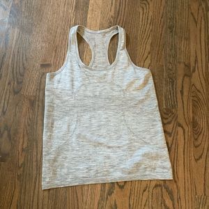 Lululemon Swiftly Tech Tank
